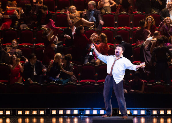 The Tales of Hoffmann by Offenbach © Julien Benhamou / OnP