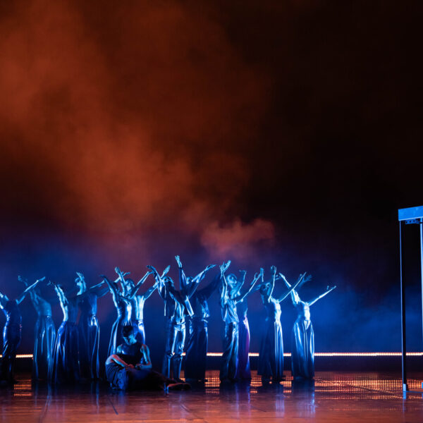 22049-Julien_Benhamou___Opera_national_de_Paris-_Z9Z7860_MARION-MOTIN_THE-LAST-CALL_--c--Julien-Benhamou-OnP-1600px